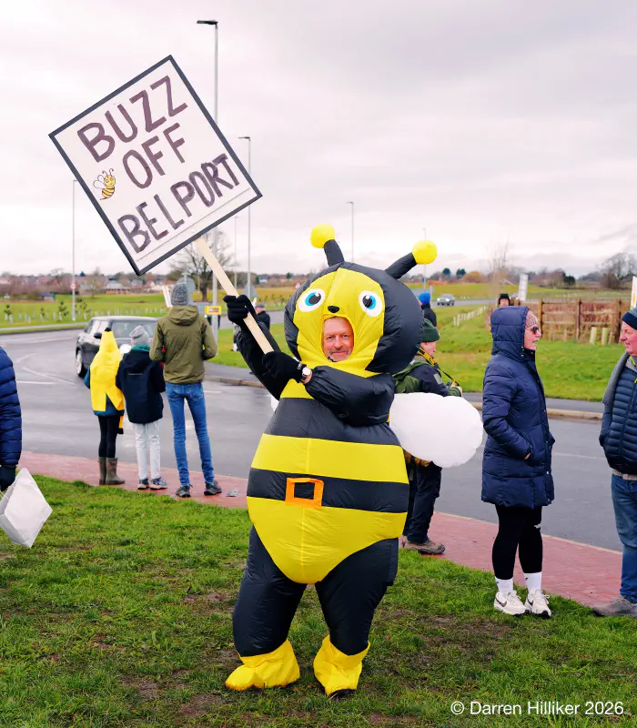 Protest on the roundabout