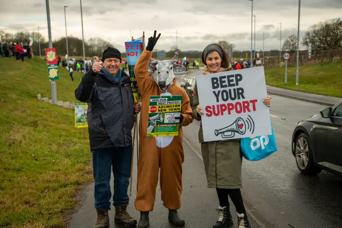Protest on the roundabout
