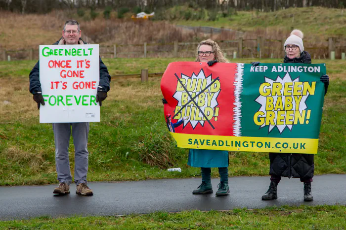 Protest on the roundabout