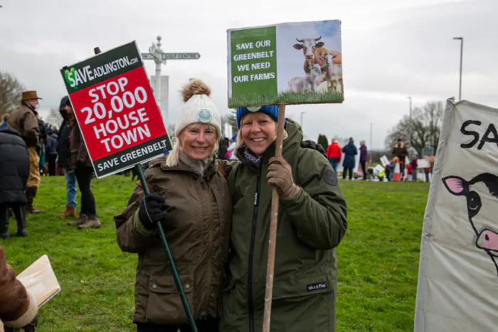 Protest on the roundabout